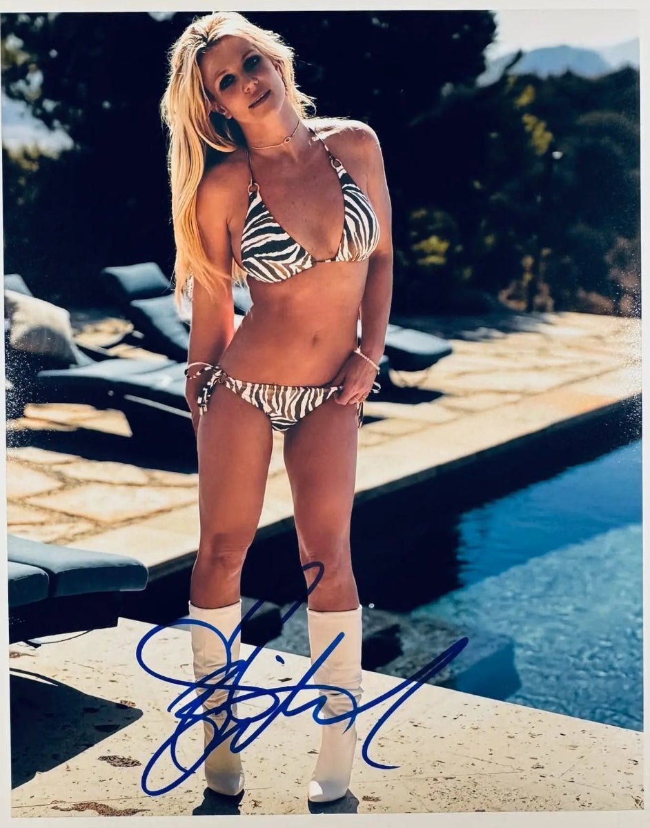 Britney Spears Signed Autographed Signature 8x10 Matte Photograph - Northwest Cascade Collectibles