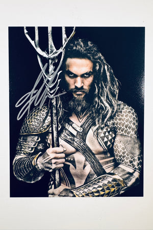 Jason Momoa Hand-Signed 8x10 Matte Photo – Aquaman DC Memorabilia