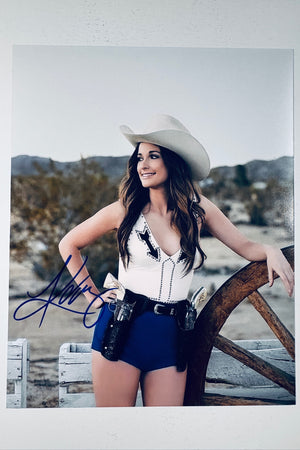 Kacey Musgraves Hand-Signed 8x10 Matte Photo – Authentic Country Music Memorabilia