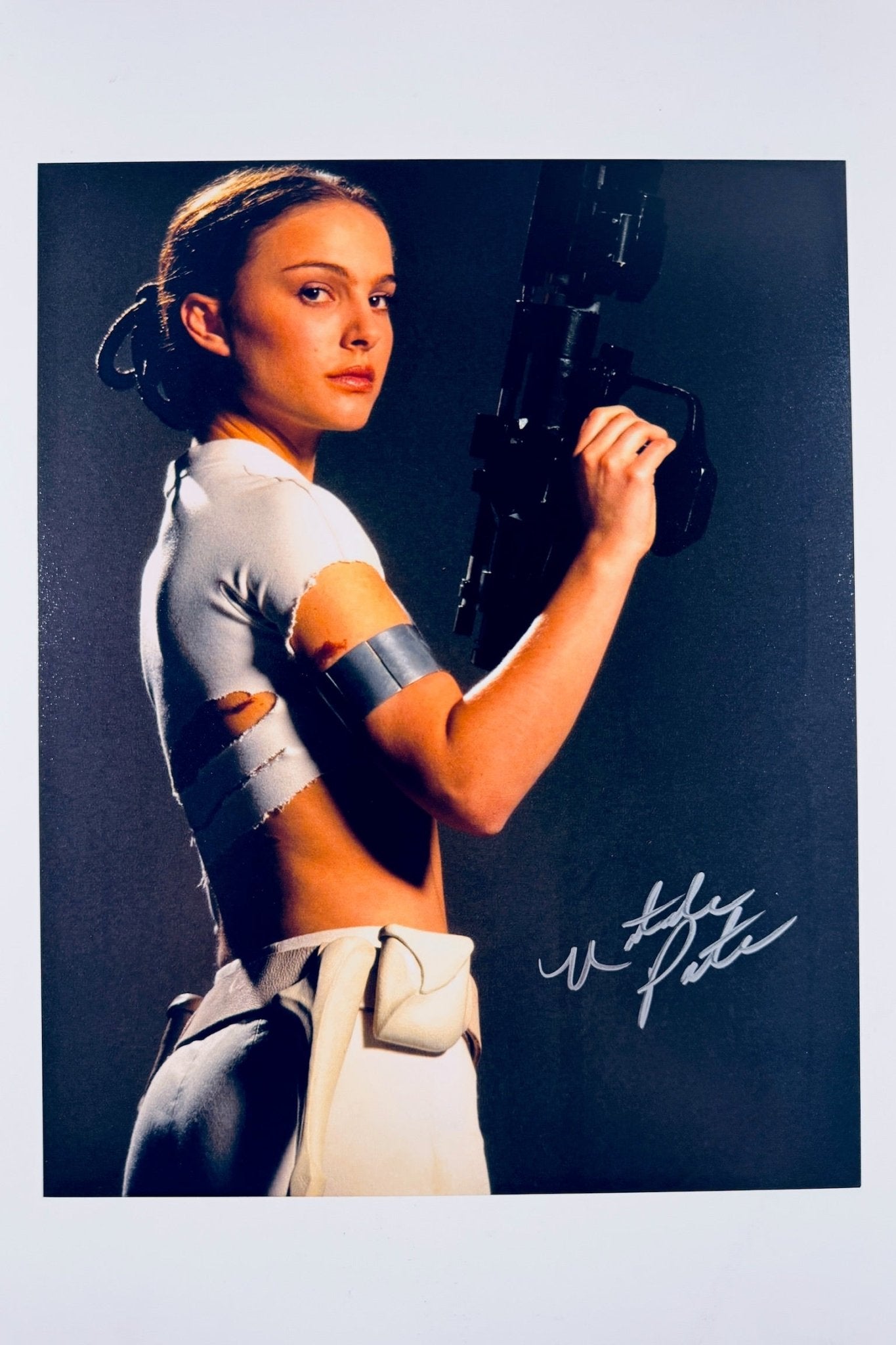 Natalie Portman Hand-Signed 8x10 Matte Photo – Star Wars Padmé Amidala Authentic Autograph - Northwest Cascade Collectibles