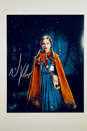Nell Fisher Hand-Signed 8x10 Matte Photo – Stranger Things Authentic Autograph COA