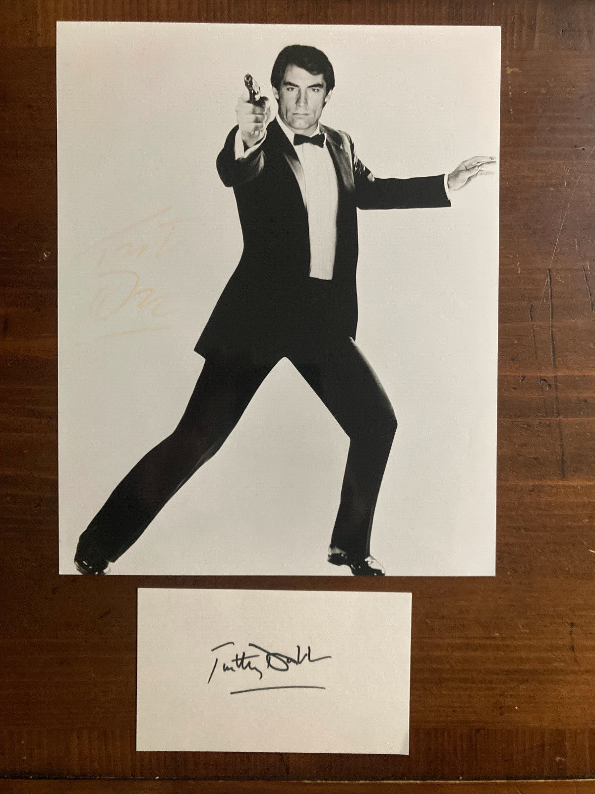 Timothy Dalton James Bond Signed Autograph Signatures 3x5 Index Card w/Photo