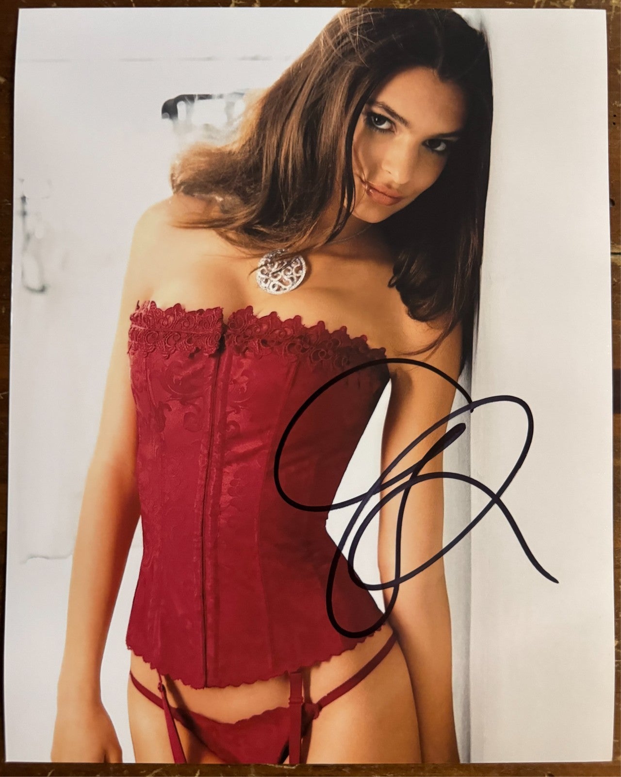 Emily Ratajkowski Signed Autograph Signature 8x10 Matte Photograph COA