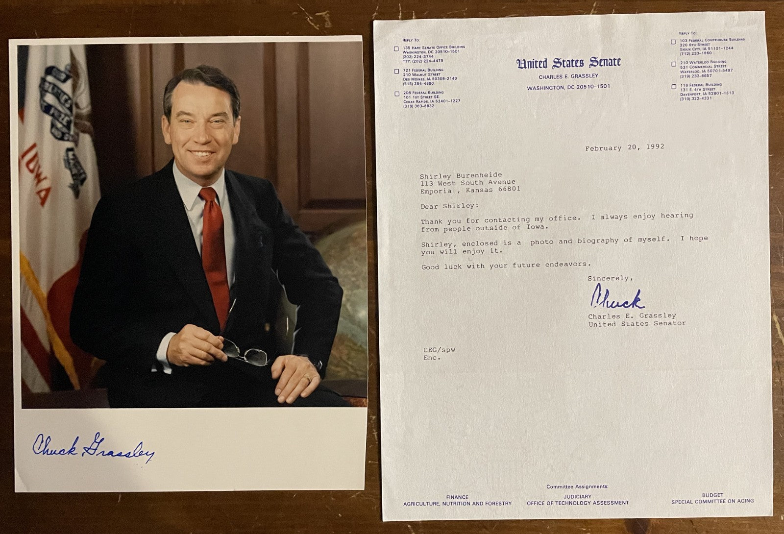 Chuck Grassley Signed Autograph Signature 8x10 Color Glossy Photograph + Letter