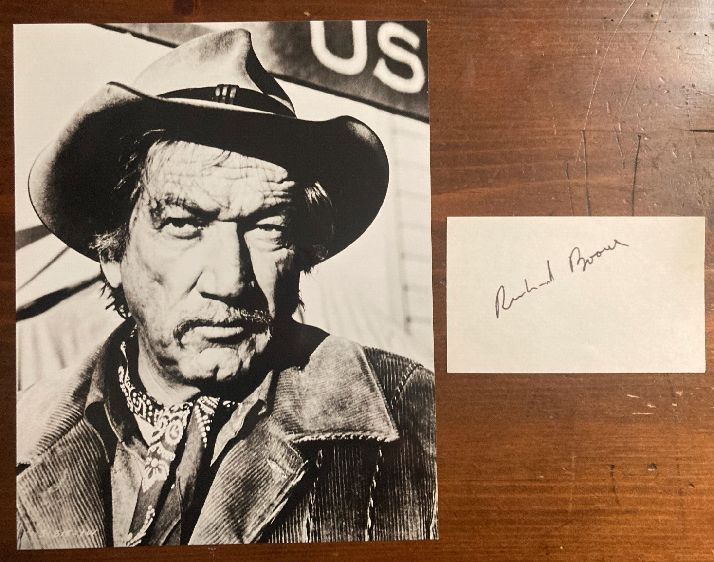 Richard Boone Signed Autograph Signature 3x5 index card with Vintage 8x10