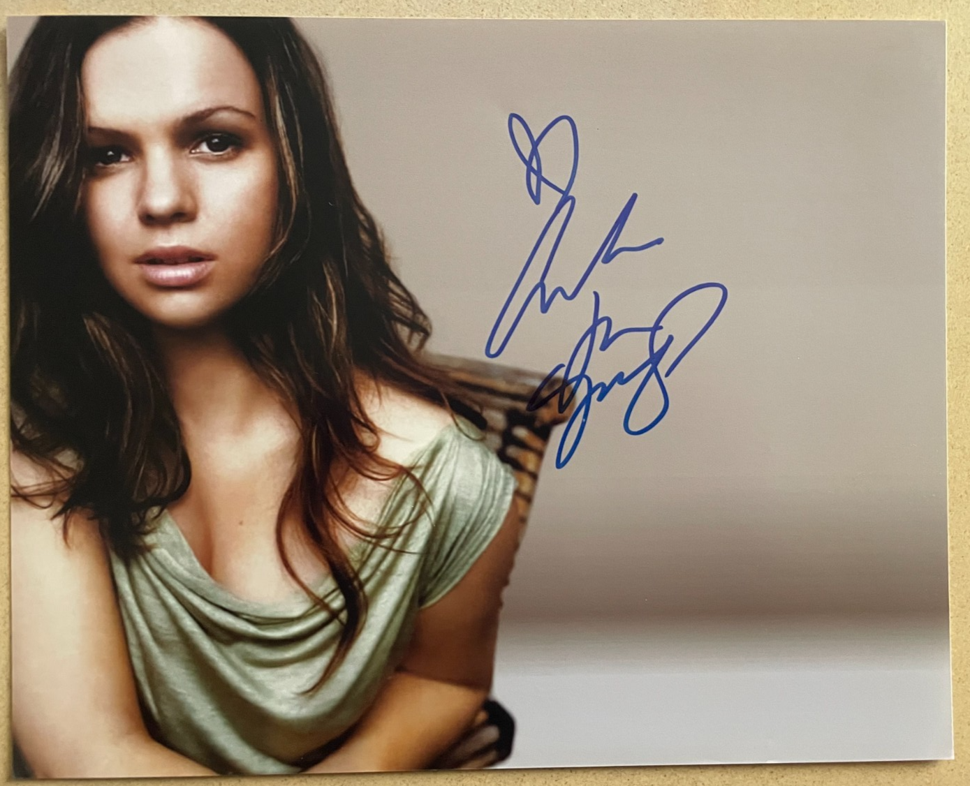 Amber Tamblyn Signed Autograph Signature 8.5x11 Vintage Color Photograph