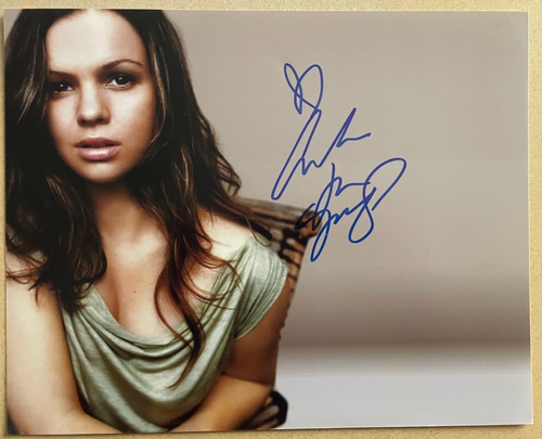 Amber Tamblyn Signed Autograph Signature 8.5x11 Vintage Color Photograph