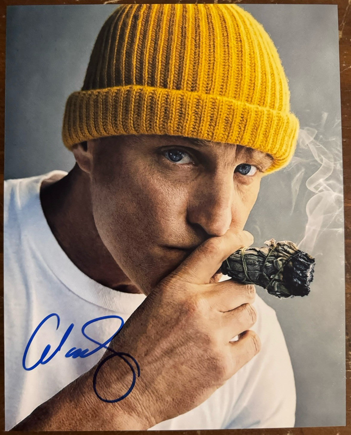 Woody Harrelson Signed Autograph Signature 8x10 Matte Photograph COA