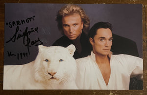 Siegfried & Roy Signed Autograph Signatures SARMOTI 5x8 Original Mirage Postcard