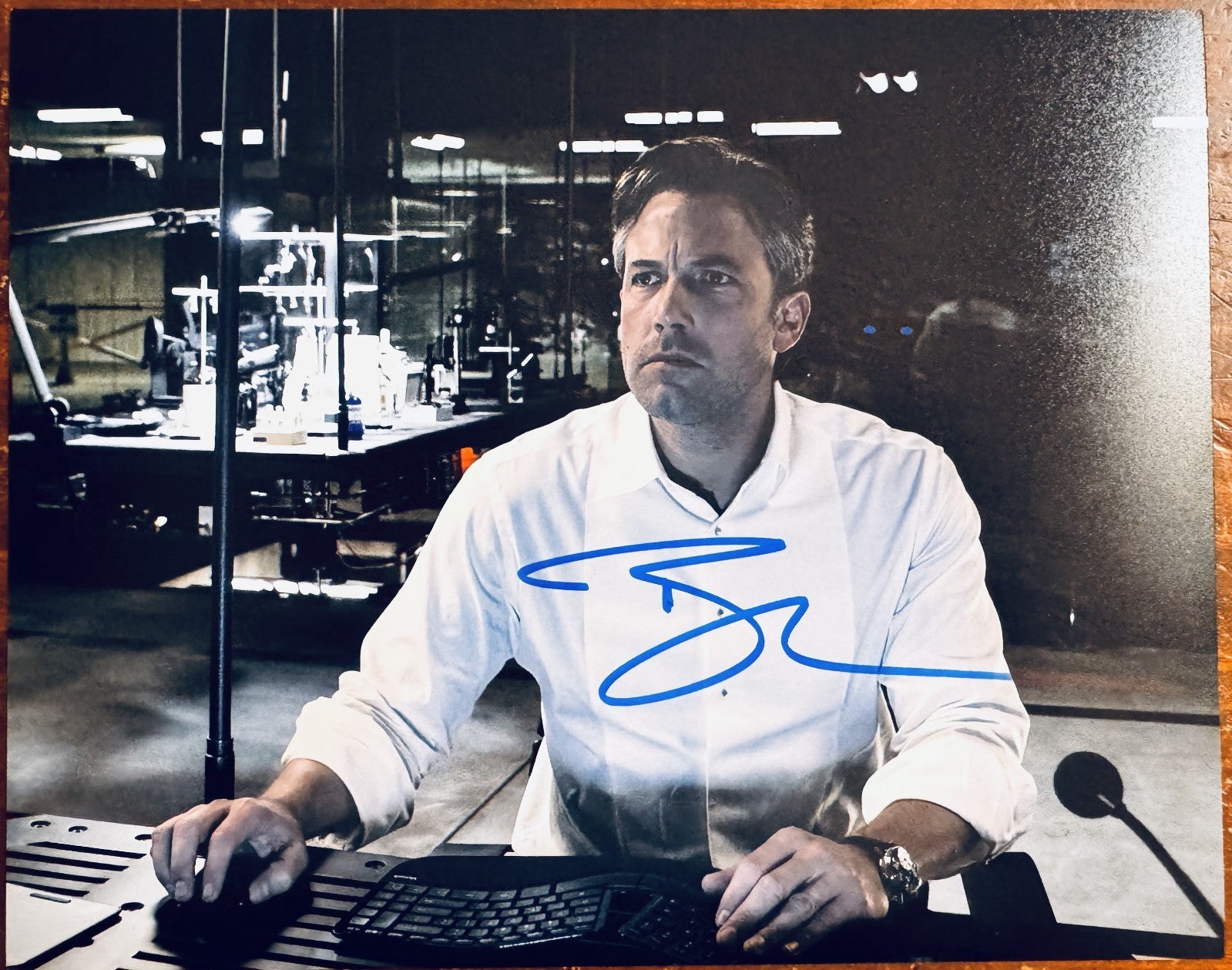 Ben Affleck Batman Signed Autographed Signature 8x10 Matte Photograph COA