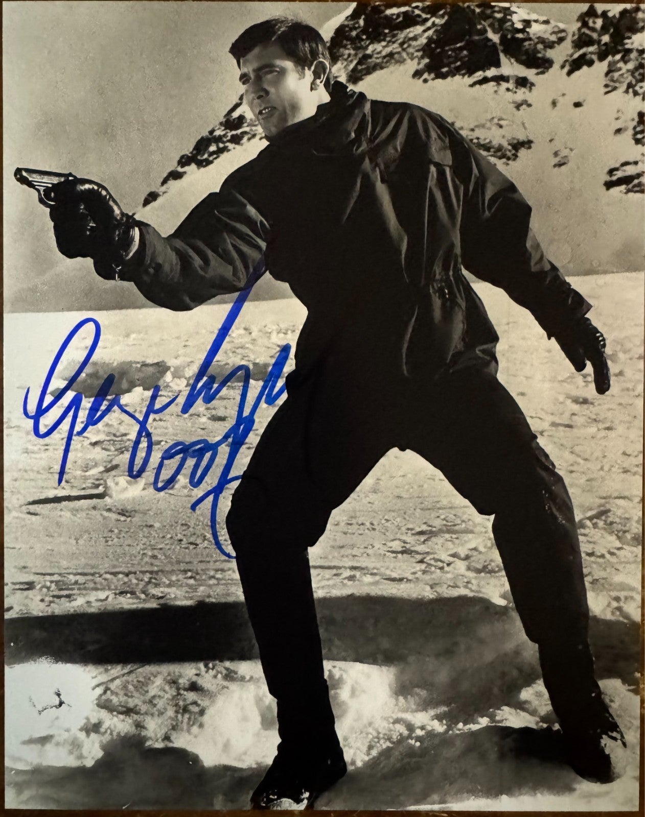 George Lazenby James Bond Her Majesty's Secret Service Signed Autographed 8×10
