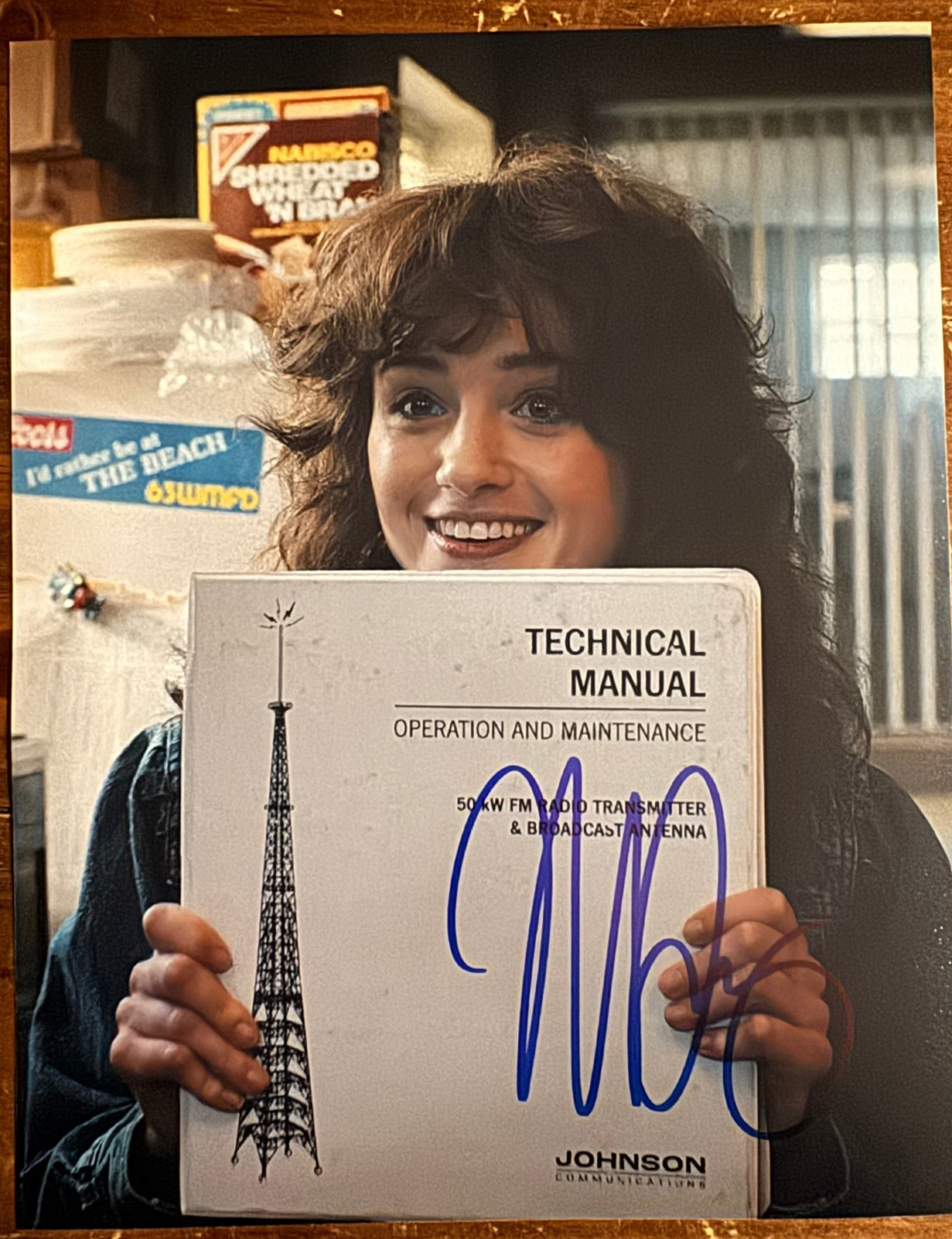 Natalia Dyer Nancy Wheeler Autographed Signature 8x10 Matte Stranger Things COA