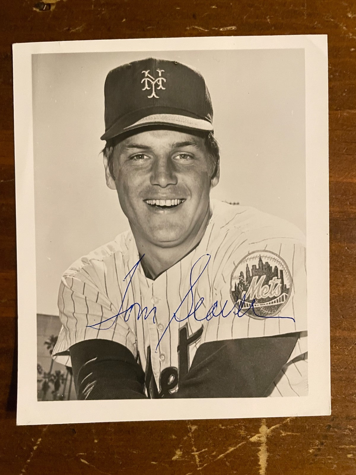 Tom Seaver Signed Autograph Signature 5x7 B&W Glossy Photograph Baseball Legend