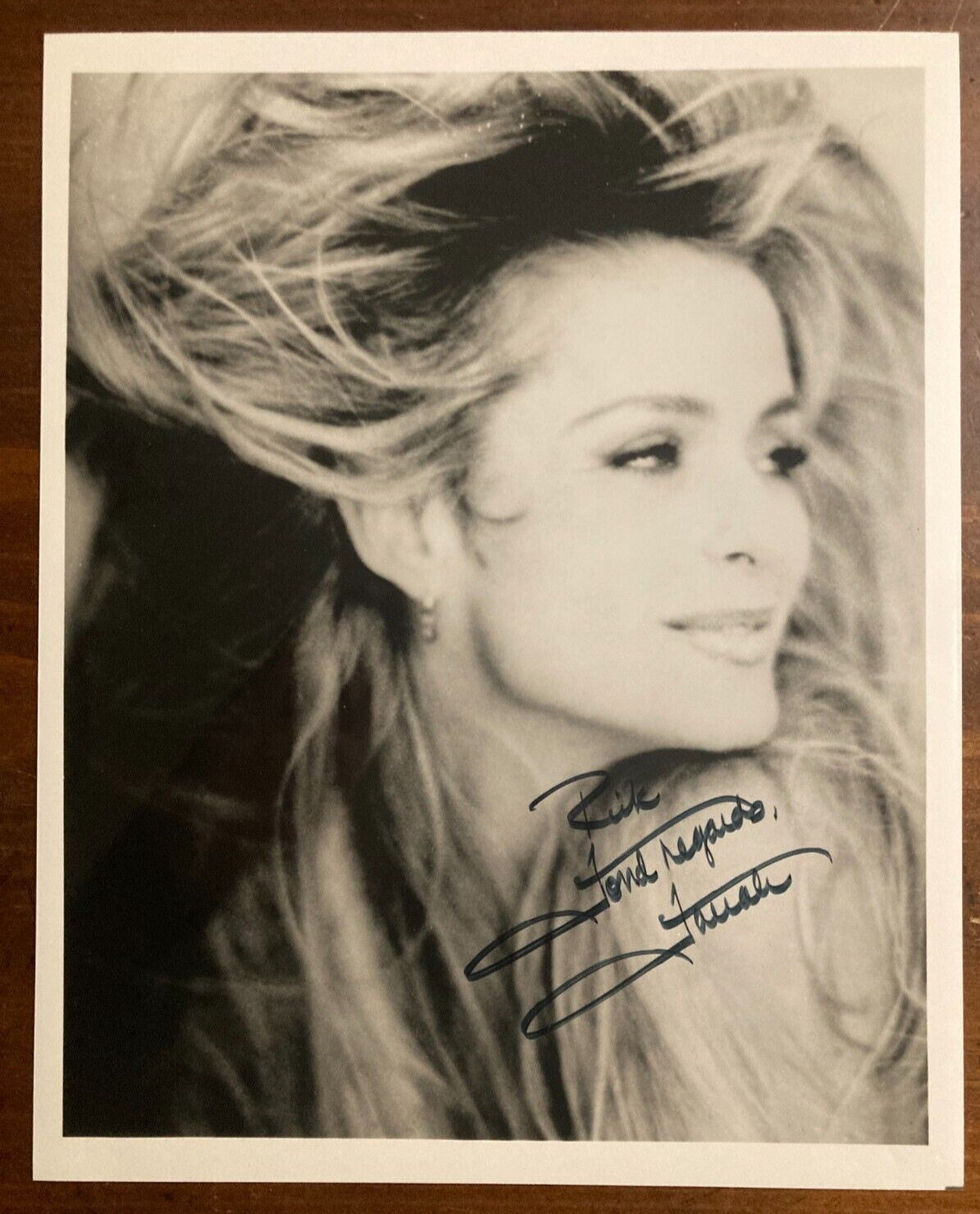 Farah Fawcett Signed Autograph Signature 8x10 Vintage B&W Glossy Photograph