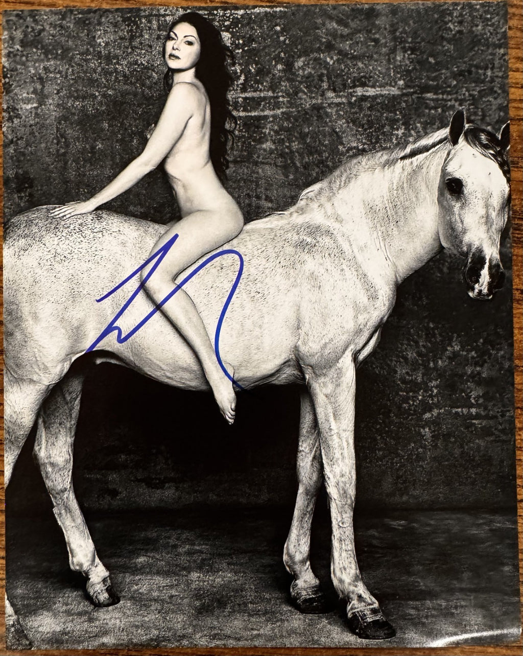 Laura Prepon Signed Autographed Signature 8x10 Matte Photograph COA