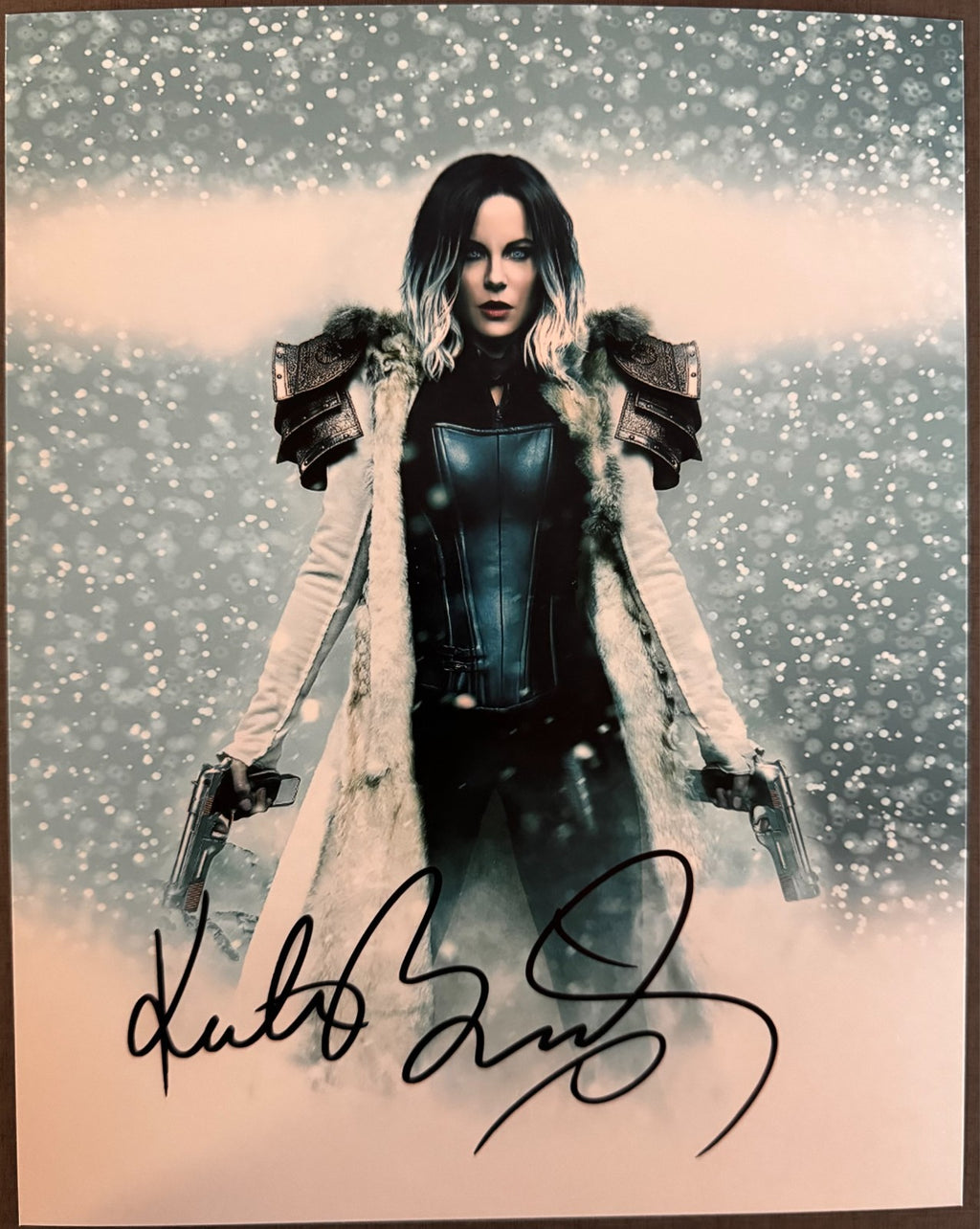 Kate Beckinsale Underworld Blood Wars Signed Autograph 8x10 Matte Photograph COA