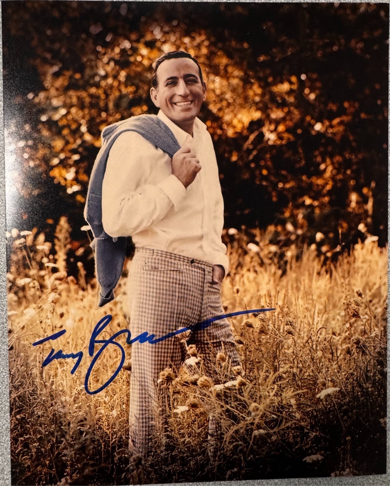 Tony Bennett Signed Autograph Signature 8x10 Matte Photograph COA