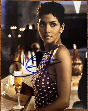 Halle Berry Signed Autographed Signature 8x10 Matte Photograph COA