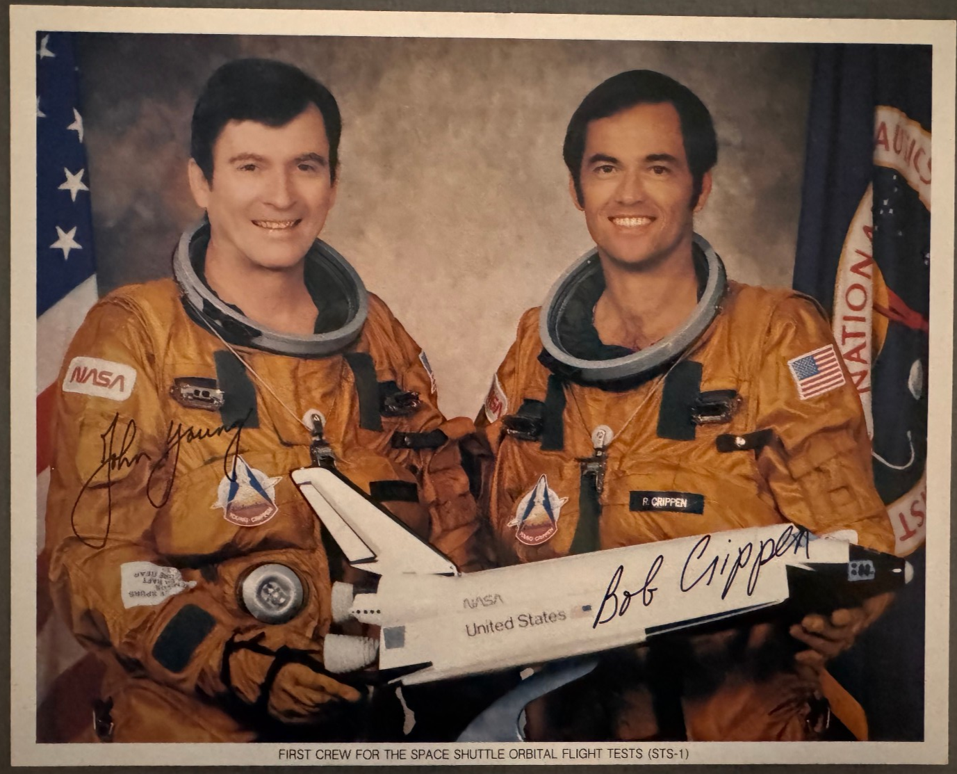 NASA Shuttle Orbiter 102 Crew  John Young & Robert Crippen Autograph Signatures