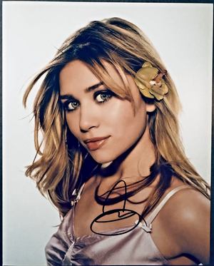Ashley Olsen Signed Autographed Signature 8x10 Matte Photograph COA