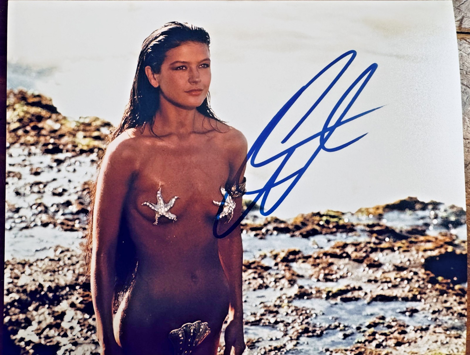 Catherine Zeta Jones Signed Autographed Signature 8x10 Matte Photograph COA