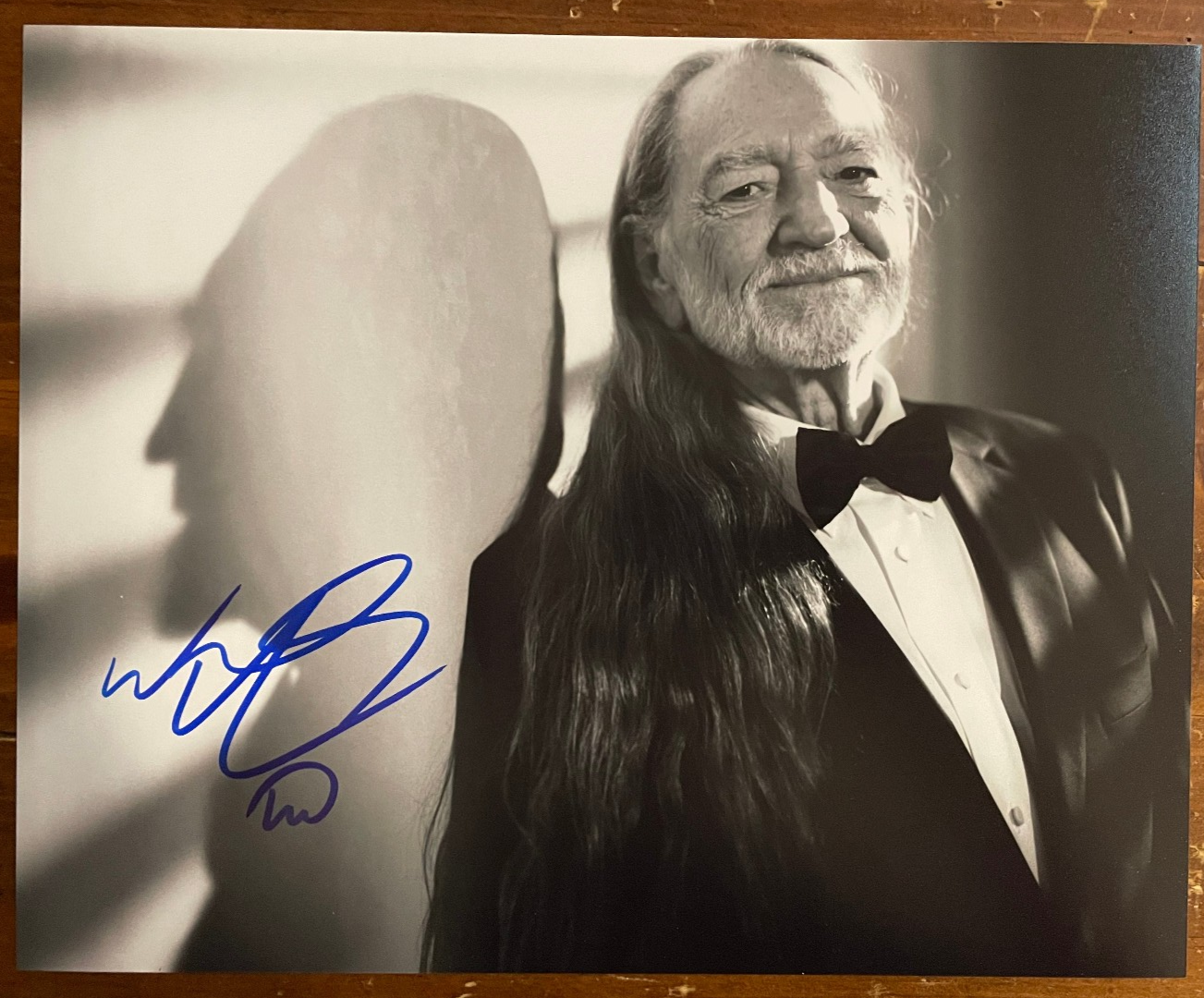Willie Nelson Signed Autograph Signature 10x8 B&W Glossy Photograph
