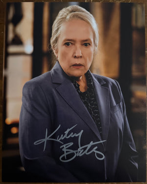 Kathy Bates Signed Autographed Signature 8x10 Matte Photograph COA