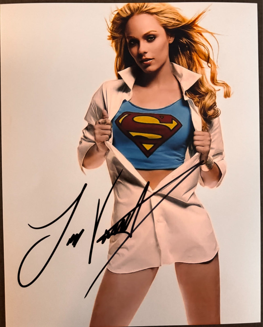 Laura Vandervoort Supergirl Signed Autographed Signature 8x10 Matte Photo COA