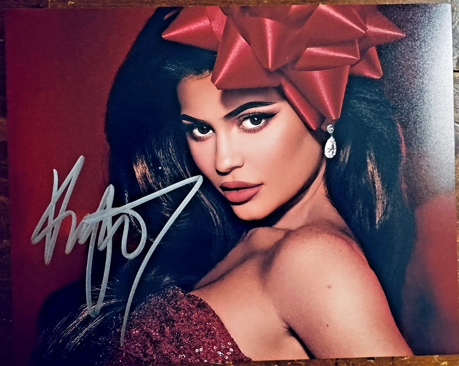 Kylie Jenner Signed Autographed Signature 8x10 Matte Photograph COA