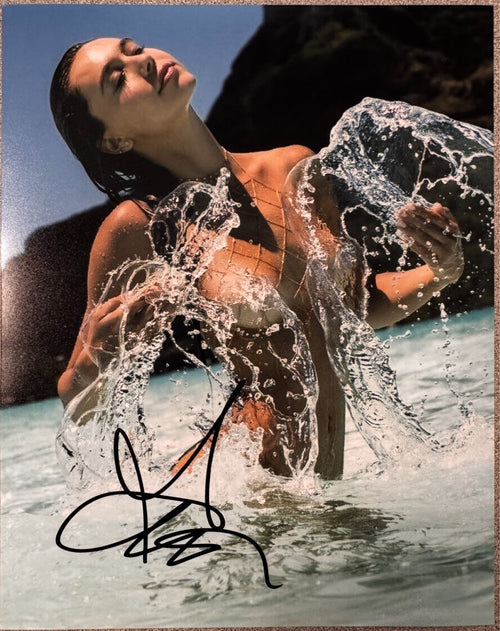 Alexis Ren Signed Autographed Signature 8x10 Matte Photograph COA
