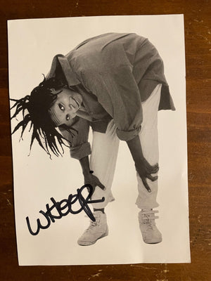Whoopi Goldberg Signed Autograph Signature 4.75x6.75 Cut Magazine Photograph